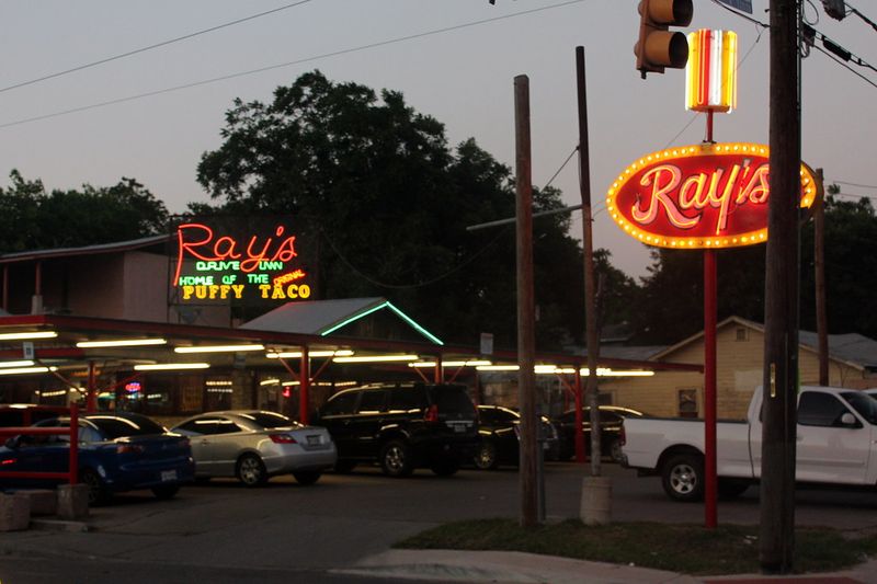 Ray's Drive Inn: Puffy Taco Inventors