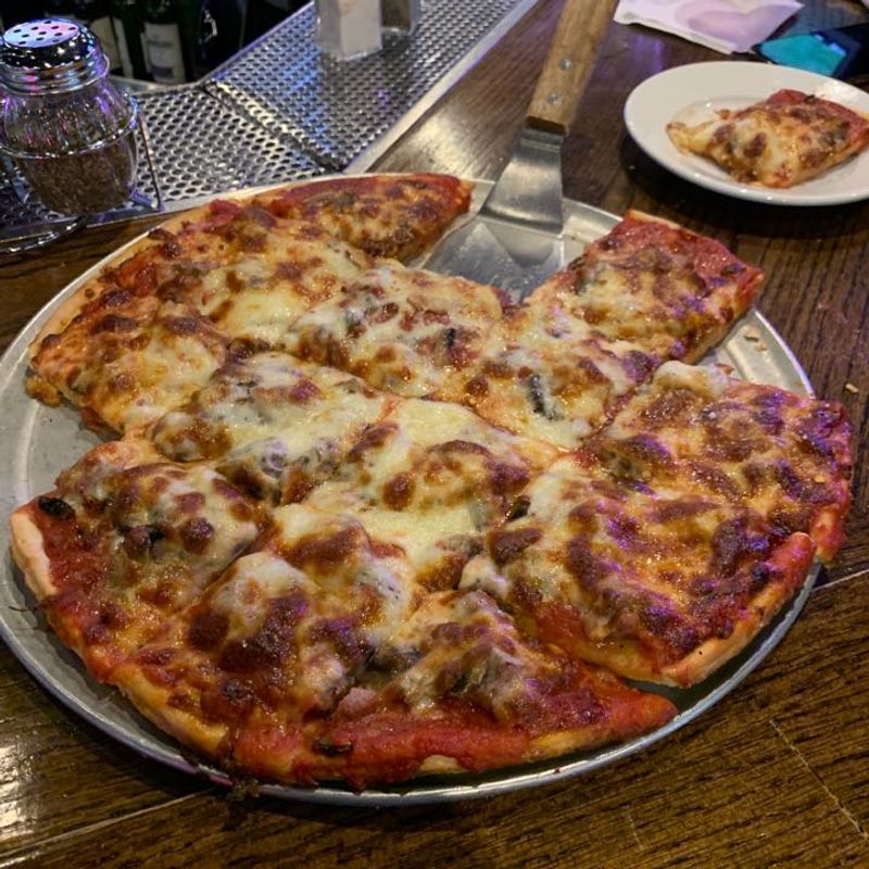 Gulliver’s Pizza & Pub (Oakbrook Terrace)