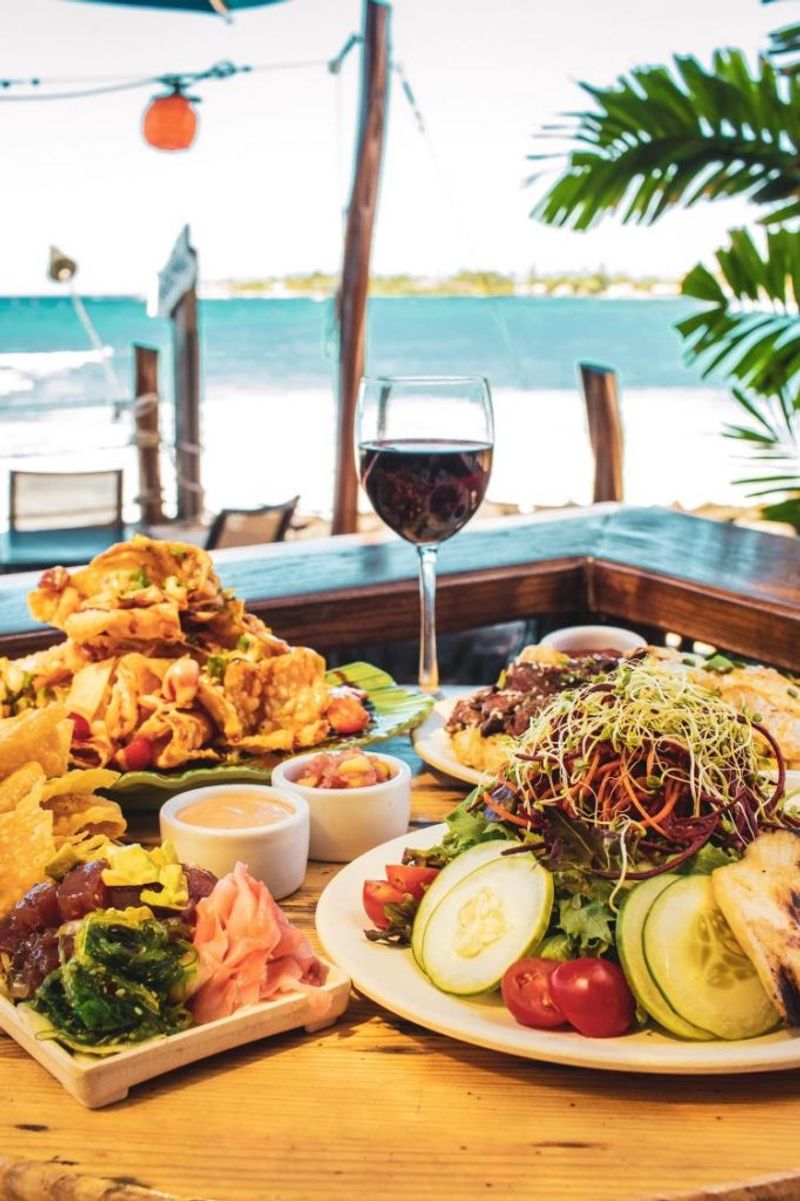 Huggo’s On The Rocks – Kailua-Kona