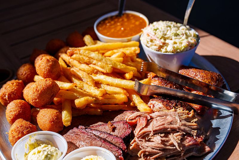 Pik-n-Pig - Carthage's Runway Barbecue