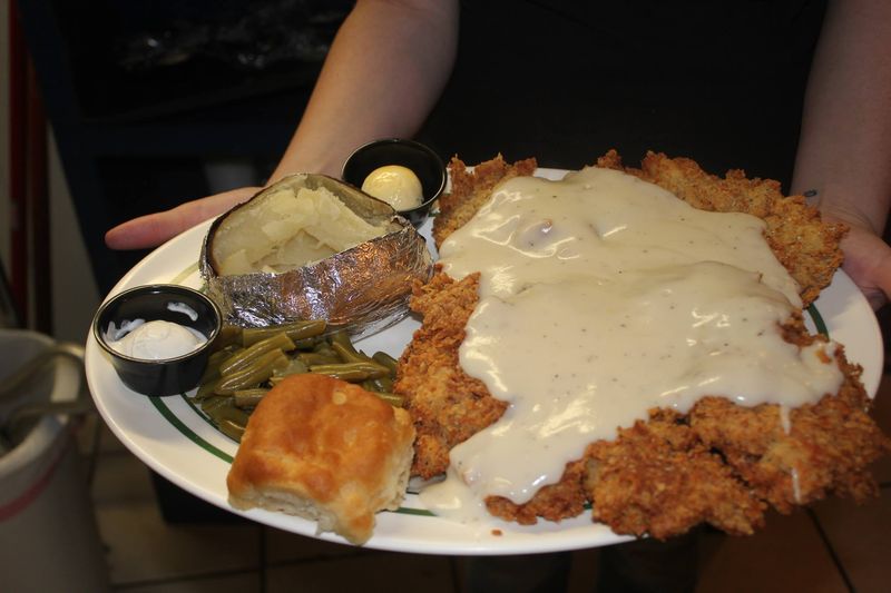 Kendall's Restaurant – Noble
