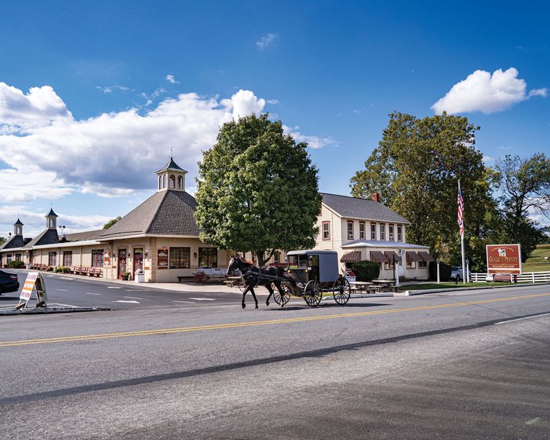 Good 'N Plenty Restaurant: Family-Style Since 1969