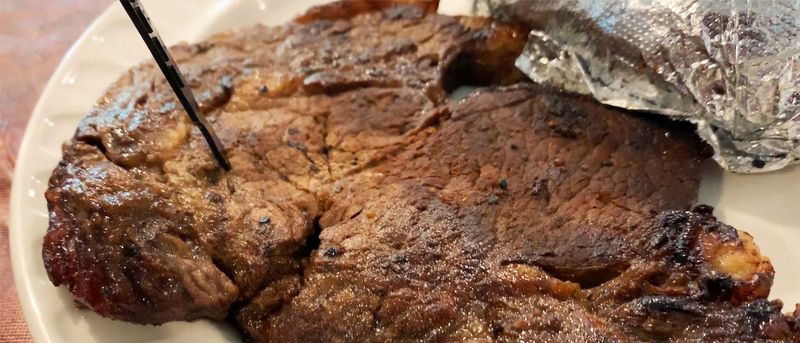 Sam's Steakhouse – Marshall