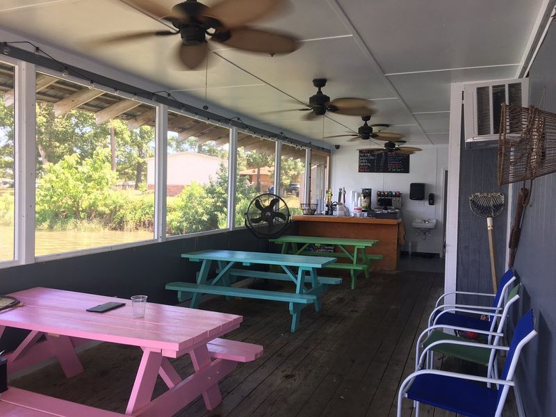 Urbanna Seafood and Raw Bar