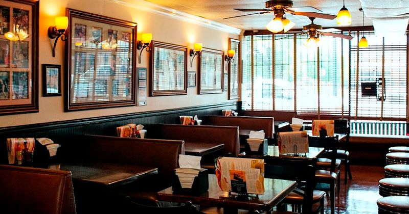 The Busy Bee Café: Atlanta's Soul Food Institution