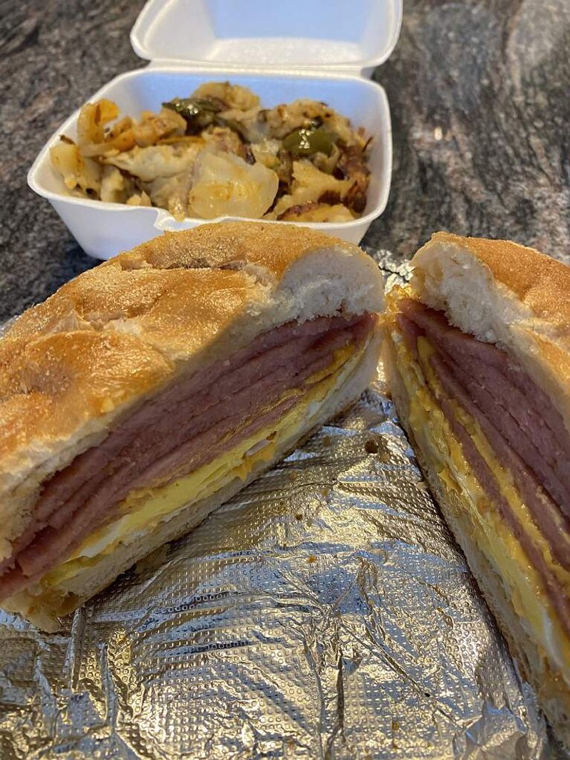 Colts Neck General Store & Deli 