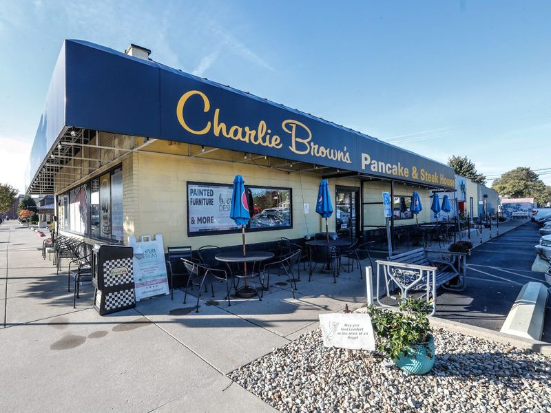 Charlie Brown’s Pancake & Steak House (Speedway)