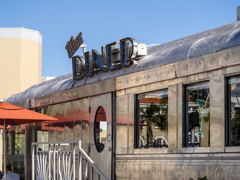 11th Street Diner (Miami Beach)
