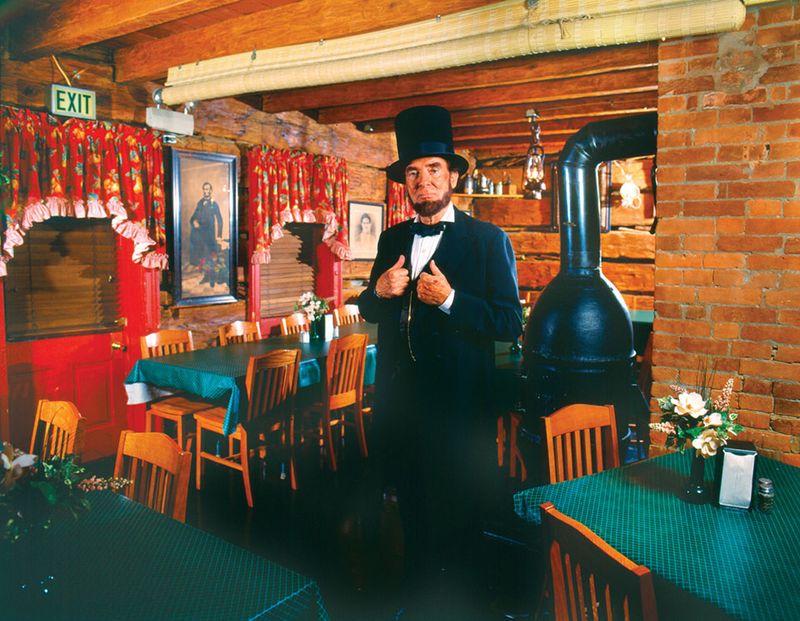 The Log Inn 