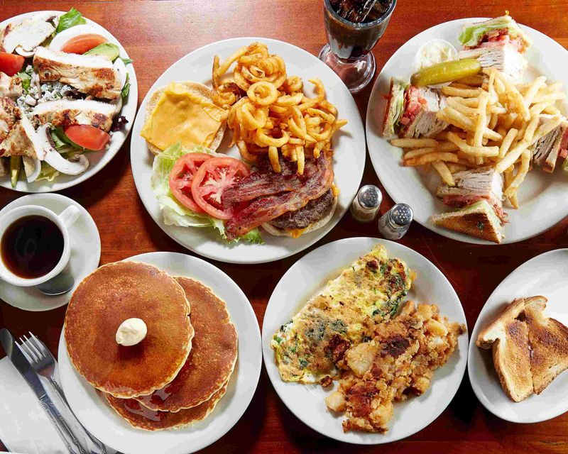 Marvis Diner's Royal Flush Breakfast