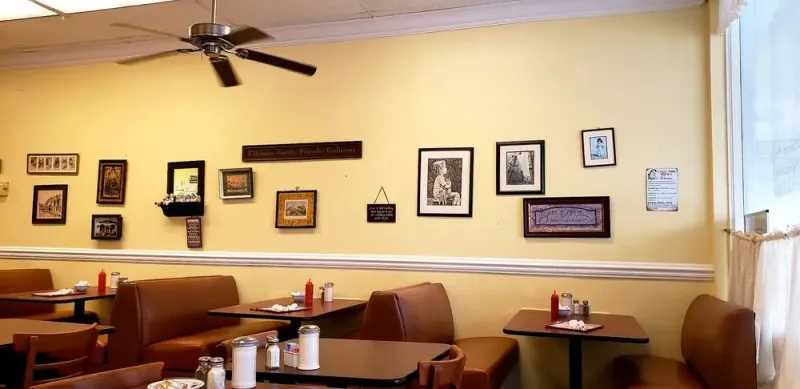 Ally's Comfort Cafe (Davie)