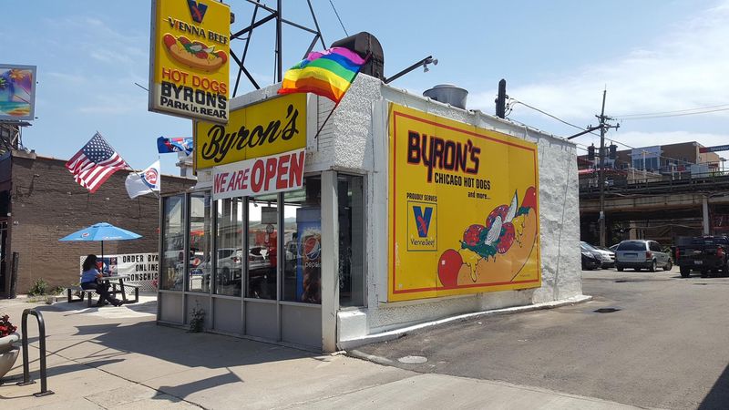 Byron’s Hot Dogs (Chicago North Side)