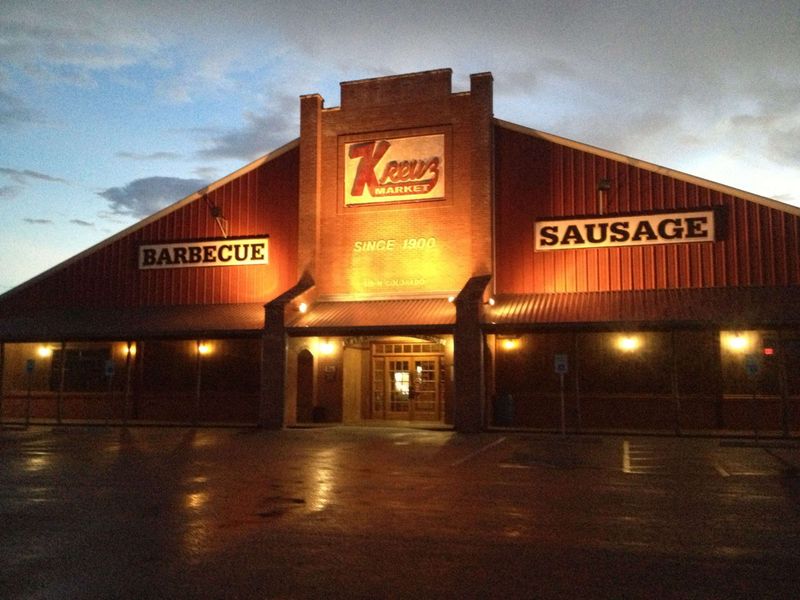 Kreuz Market Maintains Lockhart Tradition