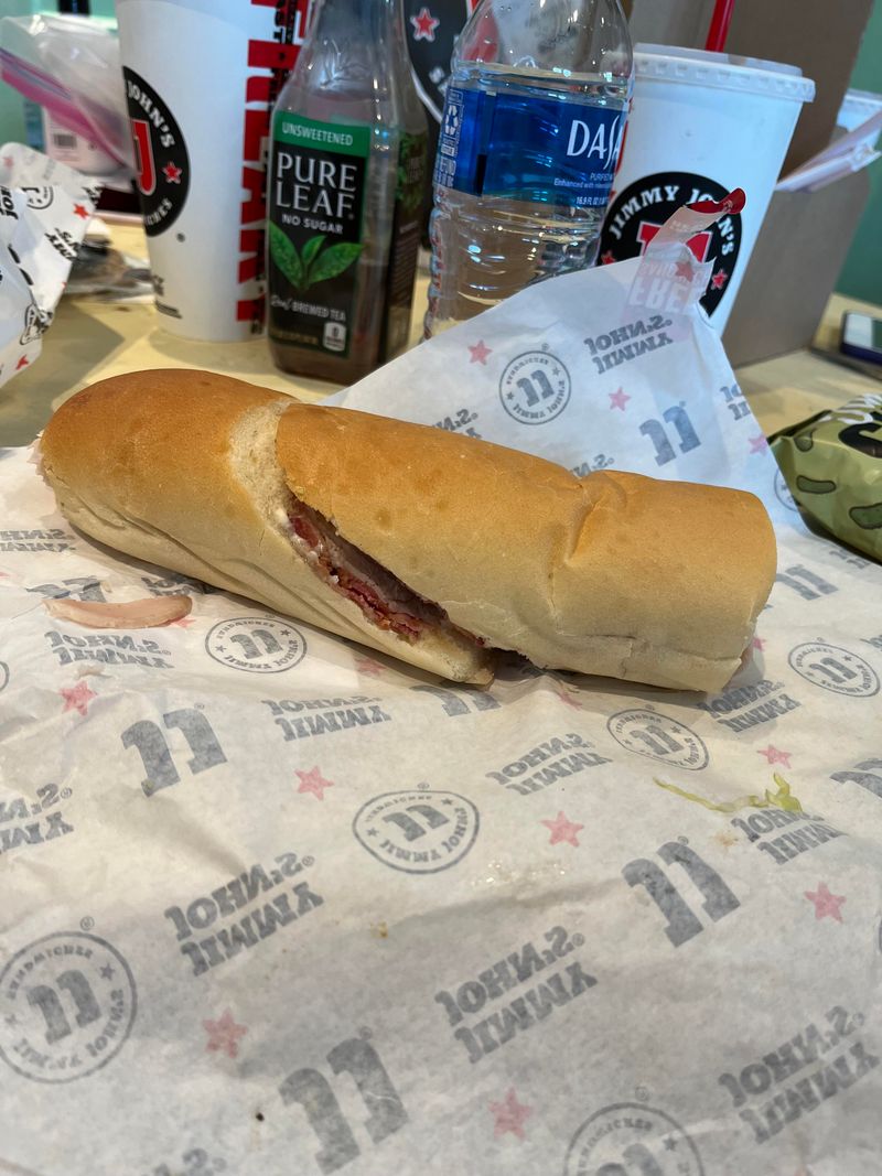 Jimmy John's – Uniform And Uninspired