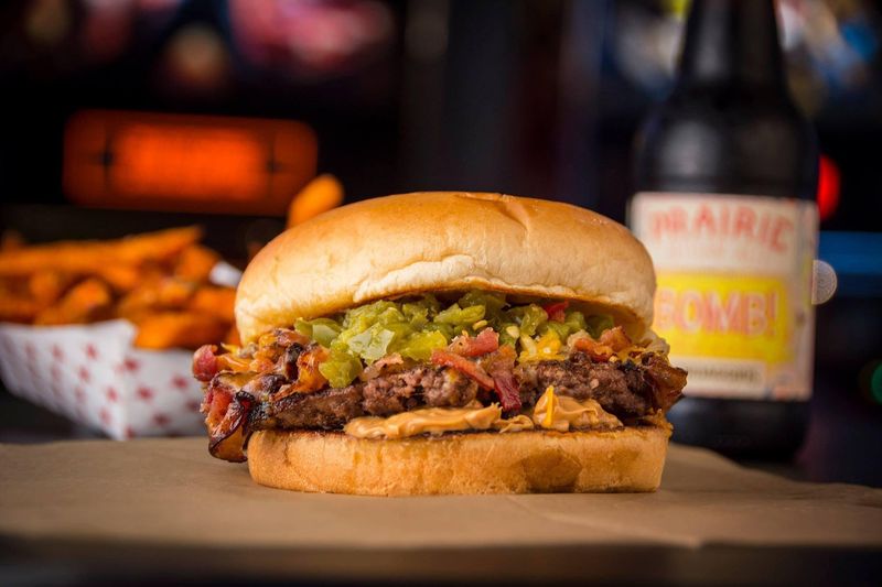 Garage Burgers & Beers - Mechanics of Perfect Patties