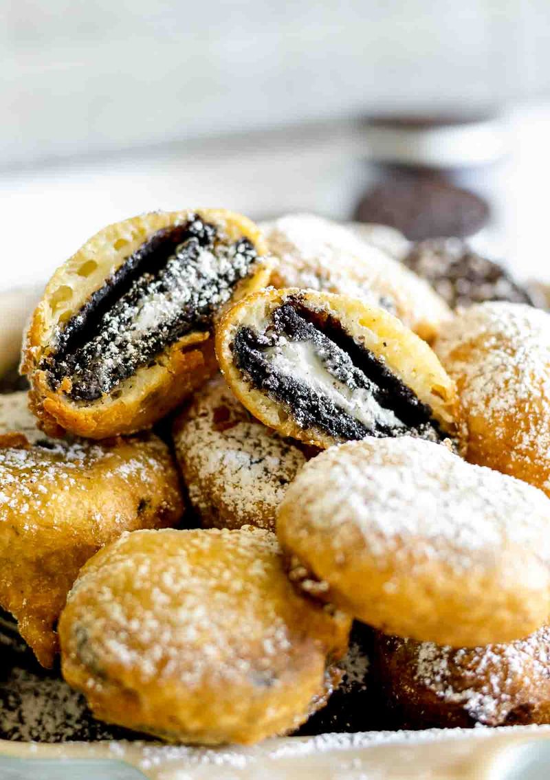 Fried Oreos: Carnival-Style Indulgence