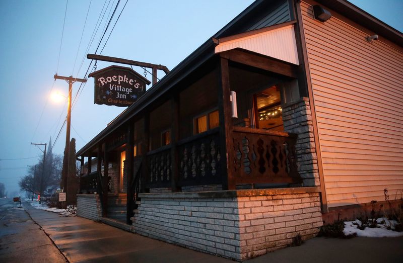 Roepke's Village Inn: Charlesburg's Time Capsule of Flavor