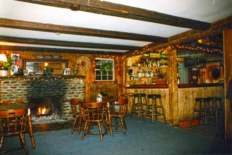 The Hyde Away Inn – Hyde Park