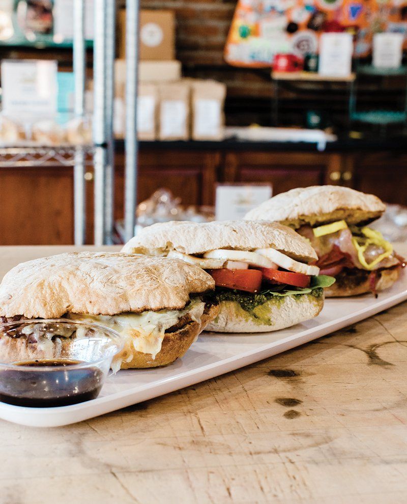 Screamin' Mimi's – Breakfast Sandwiches, Local Coffee