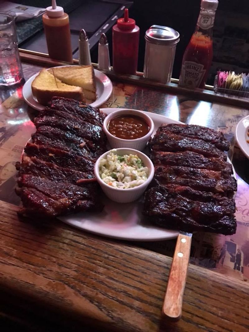 Pork Shoulder Platter With Vinegar Slaw