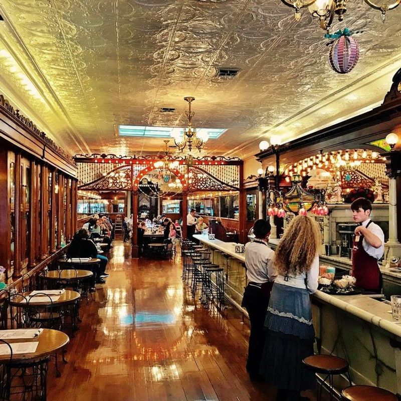 Zaharakos Ice Cream Parlor (Columbus)