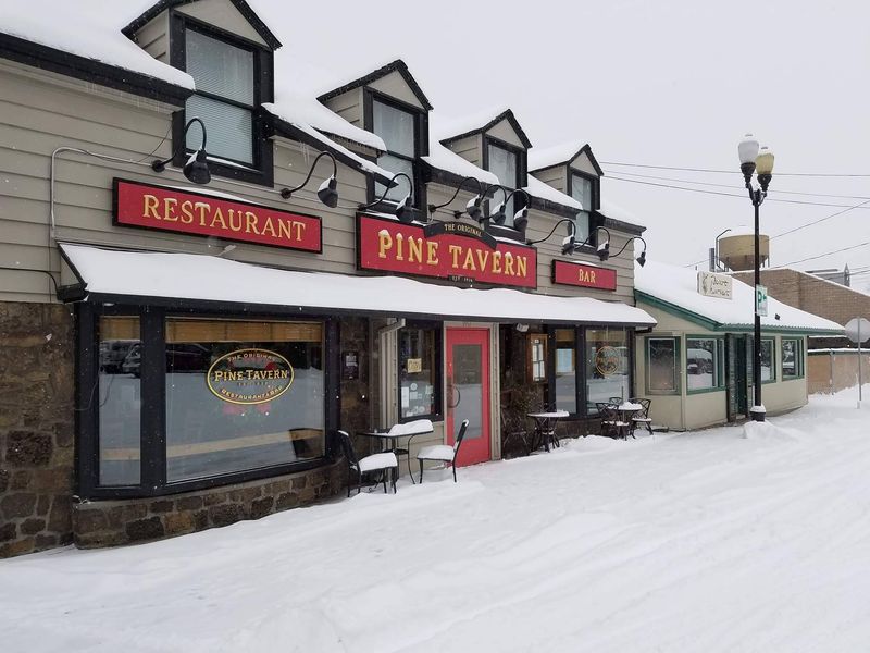 Pine Tavern