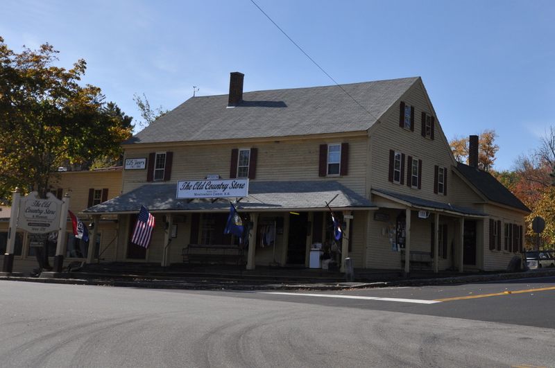 Freese's Tavern (The Old Country Store) 