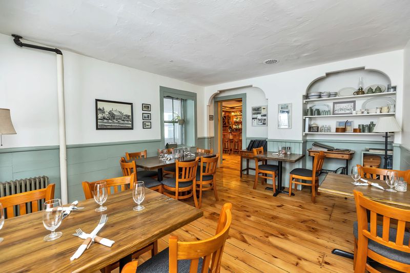 Birchwood Inn 