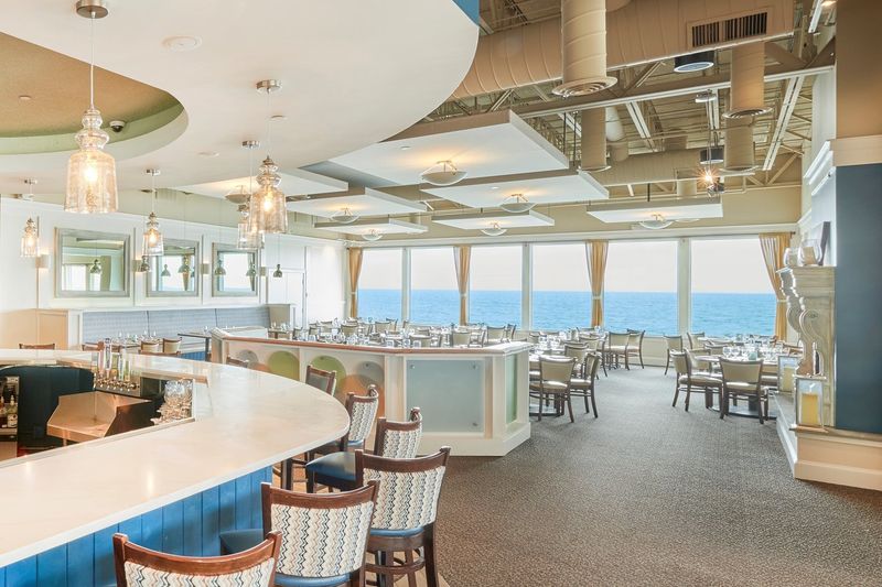 Seaglass Restaurant & Lounge (Salisbury Beach)