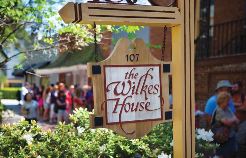 Mrs. Wilkes' Dining Room: Savannah's Community Table