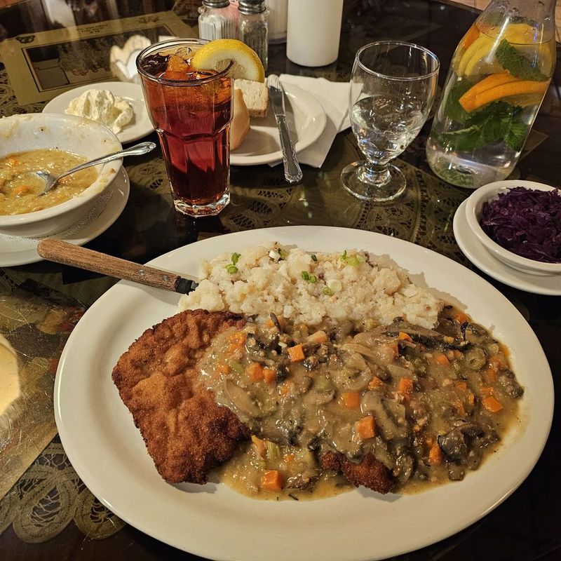 Colden Country Inn & Café – Colden