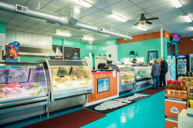Mr. Fish Restaurant - Myrtle Beach's Local Treasure