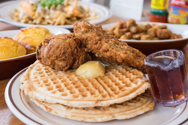 Fat's Chicken & Waffles 
