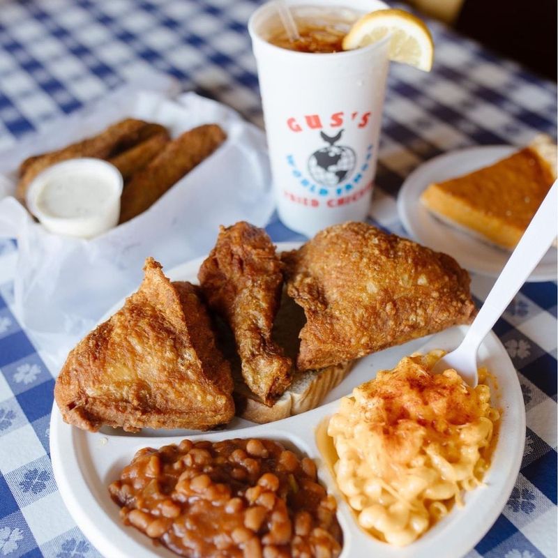 Gus's World Famous Fried Chicken – Memphis