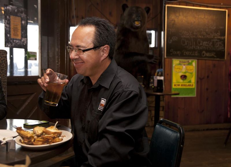 Louie's Trophy House – Grand Rapids