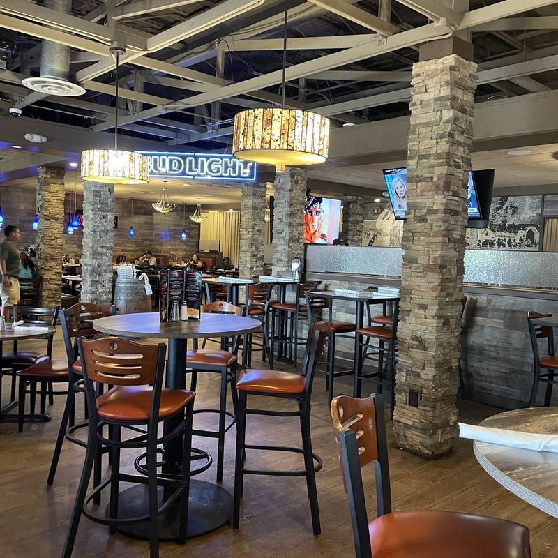 Club 99 Supper Club – Minot