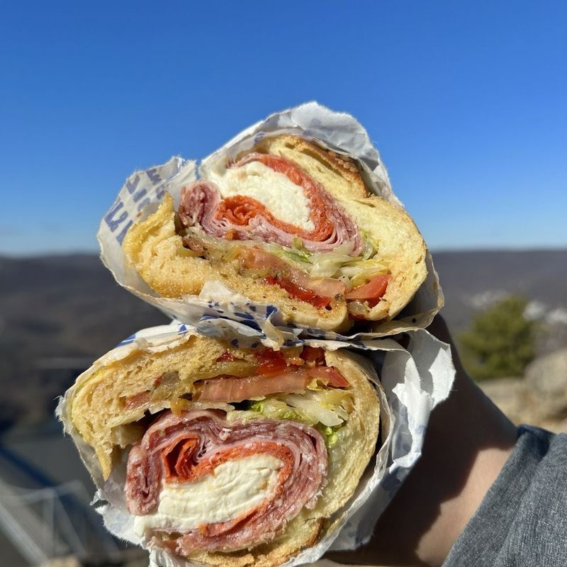 Tony's Deli – Generous Ingredients, Perfect Balance