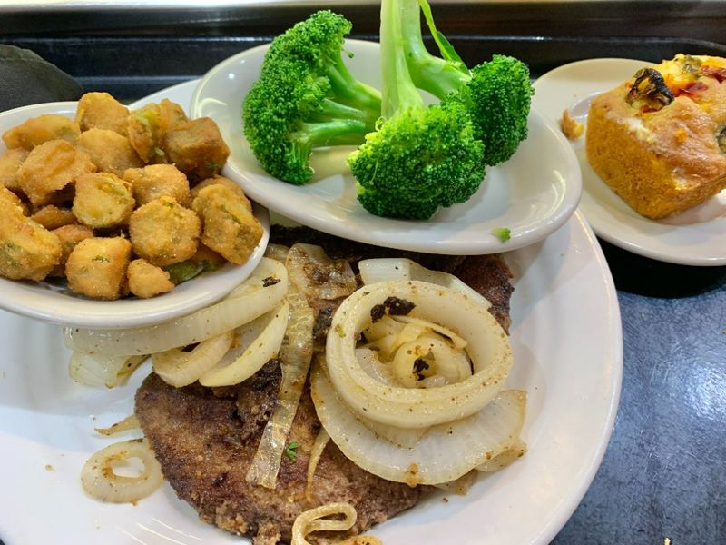 Luby’s Cafeteria Burgers