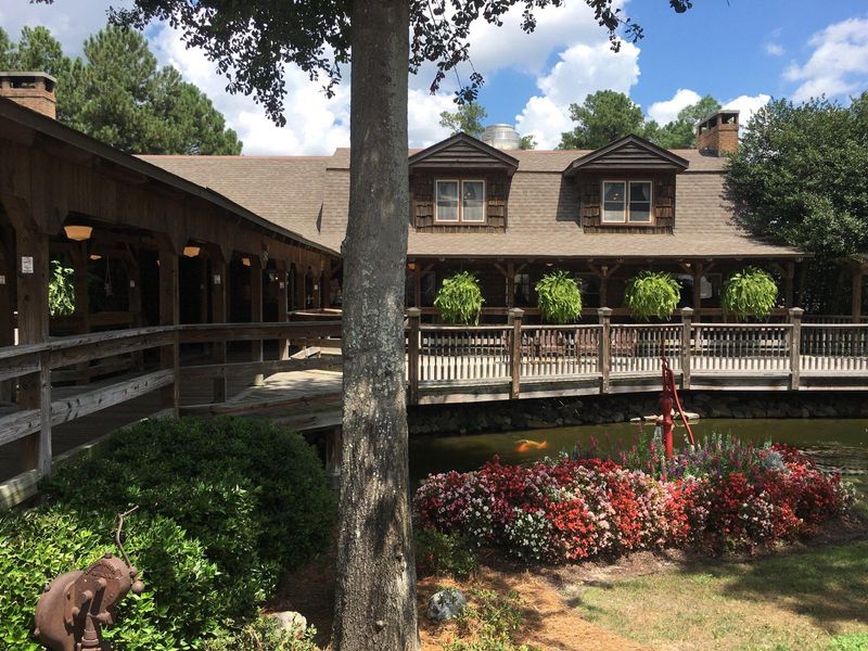 Worth It: Sconyers Bar-B-Que (Augusta)