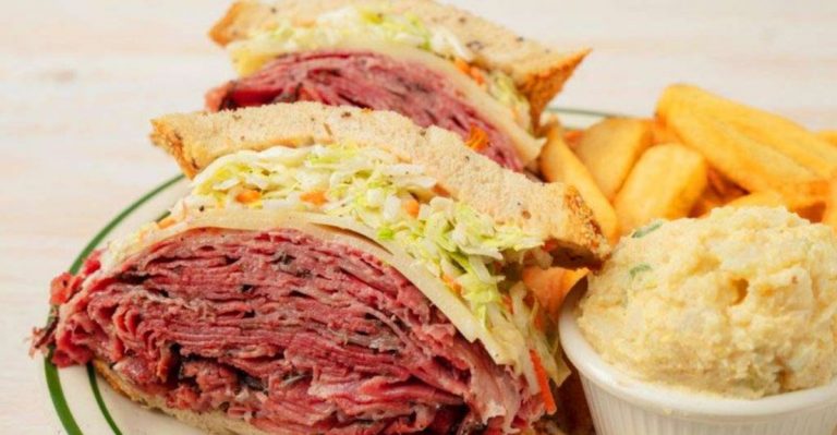 9 Mom-And-Pop Diners In California That Are Absolutely Worth The Drive