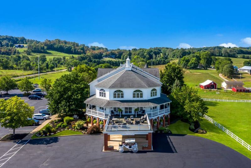 Amish Door Restaurant (Wilmot)