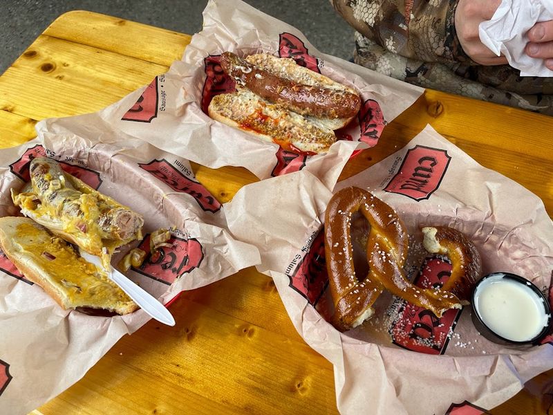 Leavenworth Sausage Garten - Outdoor Feast