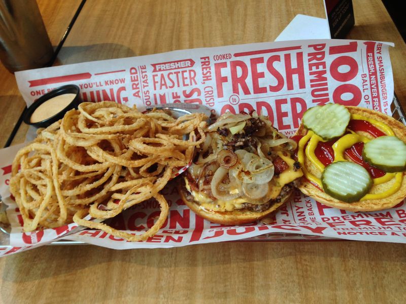 Smashburger's Haystack Onion Sensation
