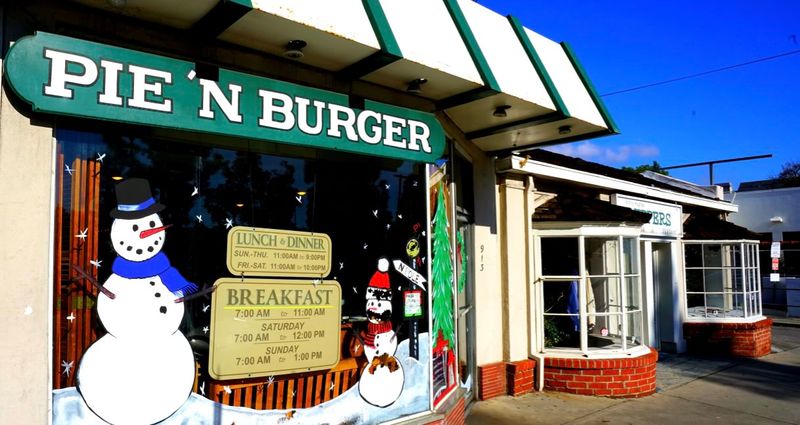 Pie 'n Burger, Pasadena