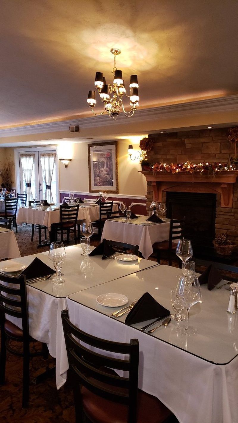Wooden Nickel Restaurant – Monroeville