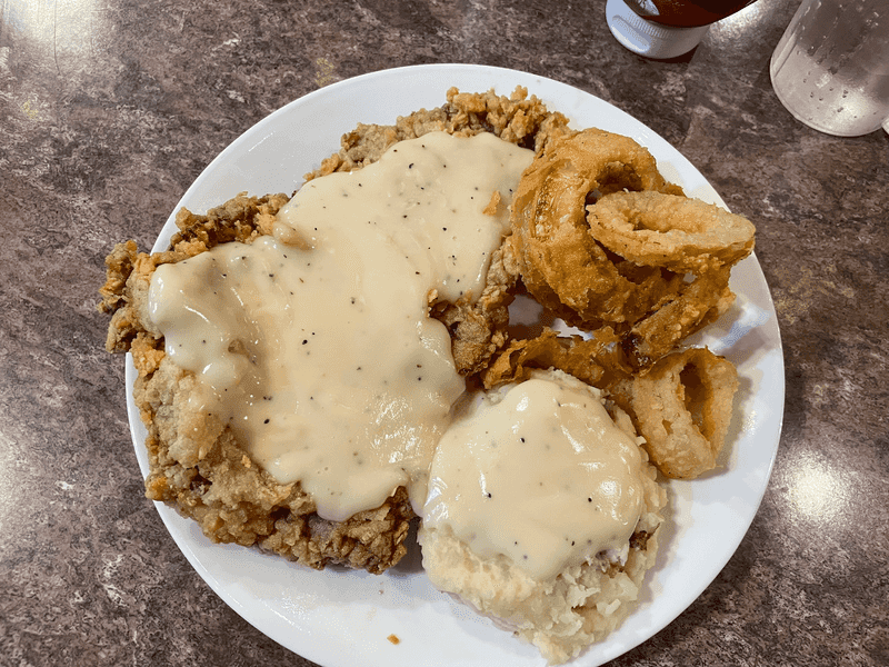 Cafe 75 Makes Mounds Special