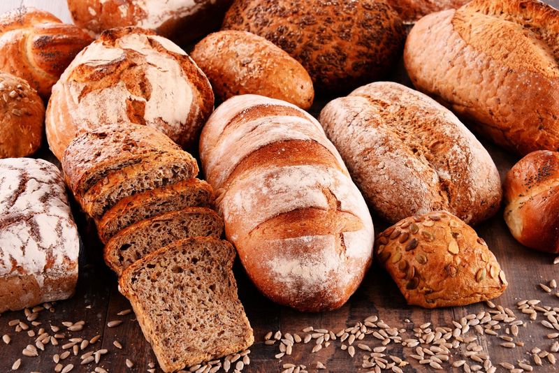 Aversa's Italian Bakery & Deli: Bread-Based Brilliance