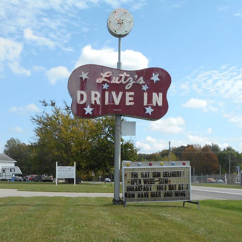 Lutz's Drive-In (Dowagiac)