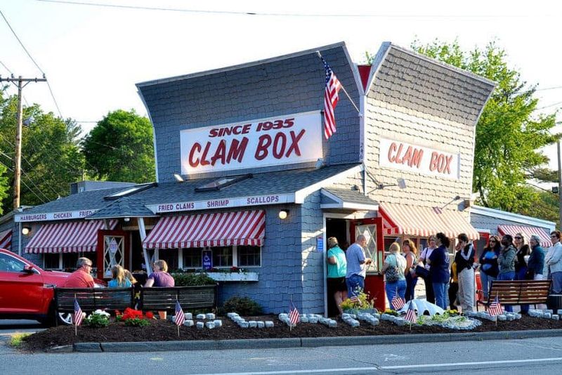 Clam Box of Ipswich: The Iconic Seafood Building