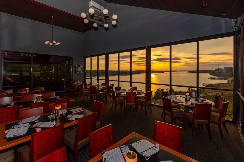 Baxter's Lakeside Grille (Lake Ozark)